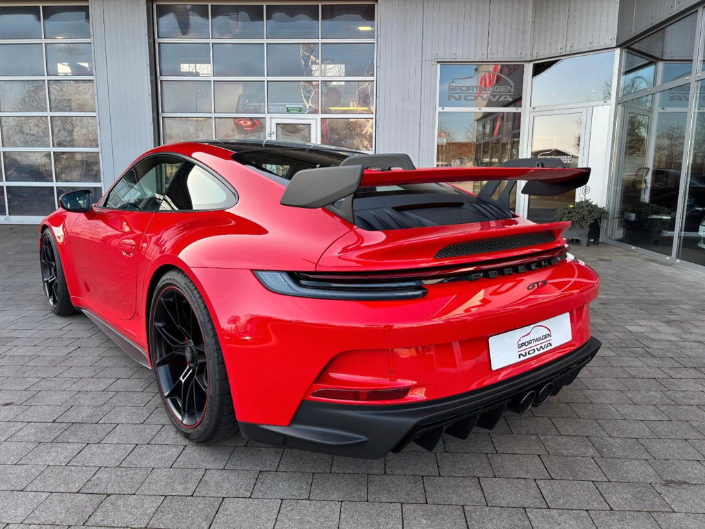 Porsche 992