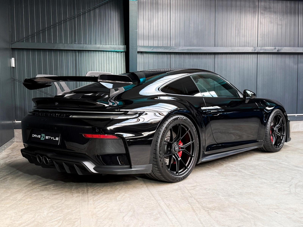 Porsche 992