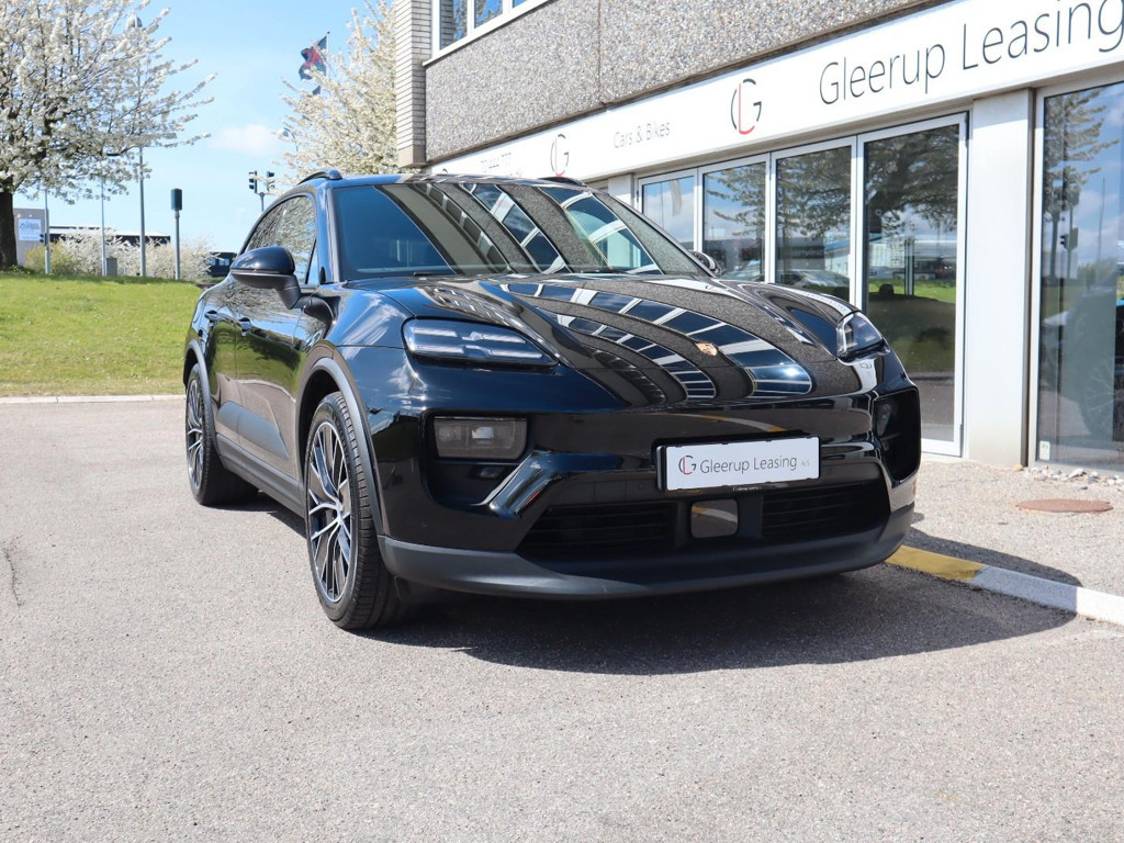 Porsche Macan 4