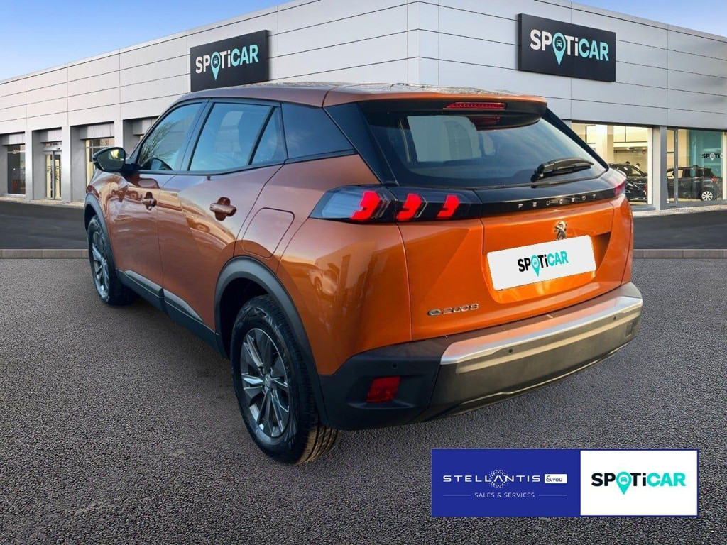 Peugeot e-2008