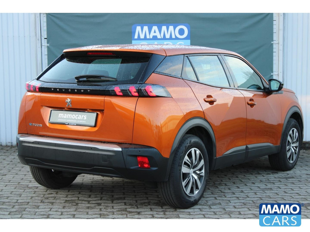 Peugeot e-2008