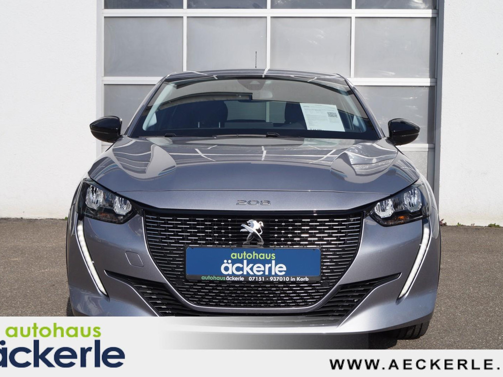 Peugeot e-208
