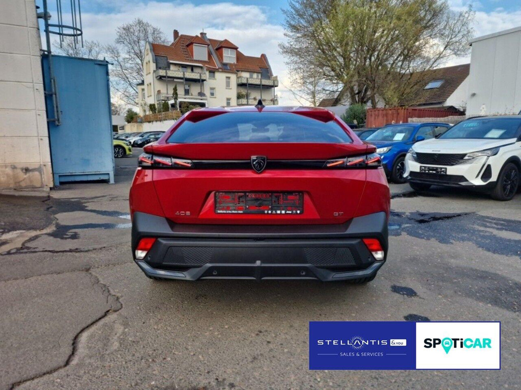 Peugeot 408
