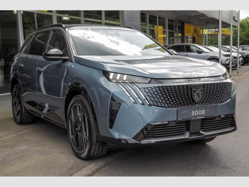 Peugeot E-5008