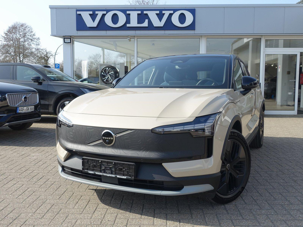 Volvo EX30 Performance Twin motor Ultra