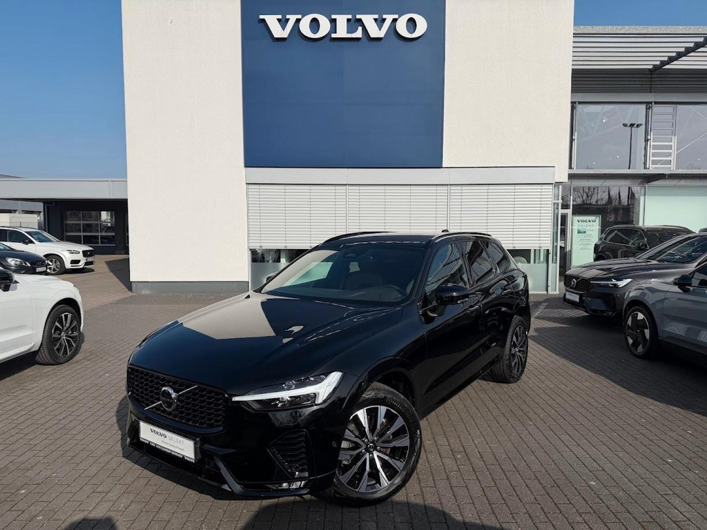 Volvo XC60 AWD Plus Dark