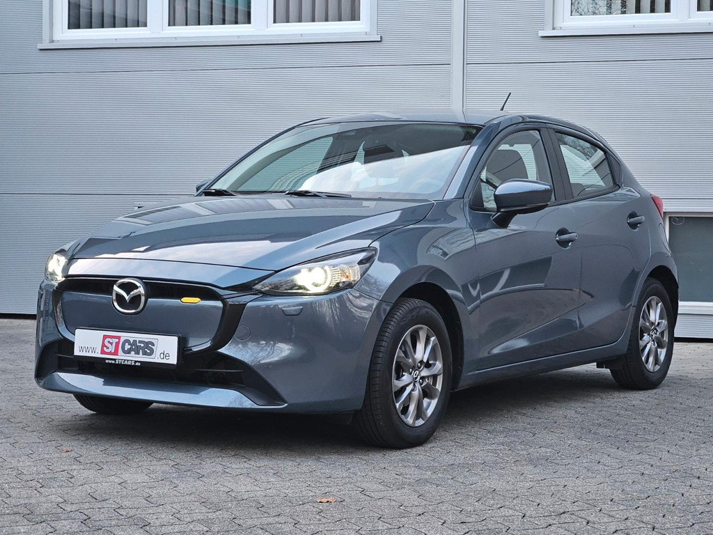 Mazda 2 1.5  Center-Line
