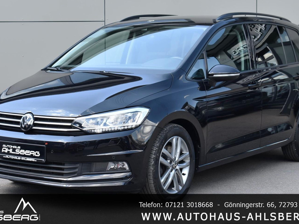 Volkswagen Touran 1.5TSI COMFORT/ ACC/PANO/STAND./ACTIVE-IN