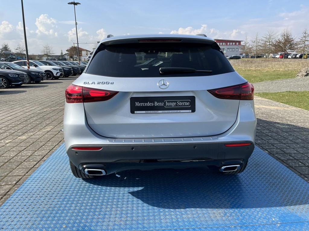 Mercedes-Benz GLA-Klasse