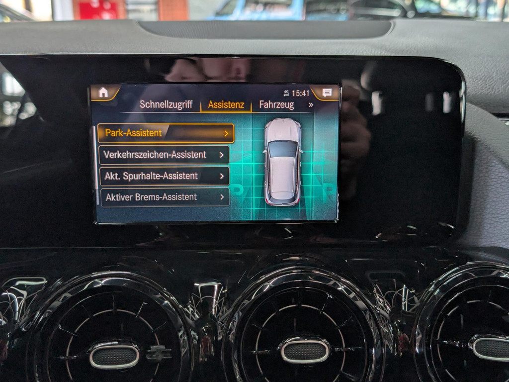 Mercedes-Benz GLA-Klasse