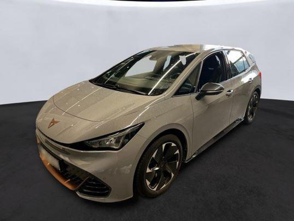 Cupra Born LED+360°KAM+NAVI+ACC+APP+GJ-REIFEN