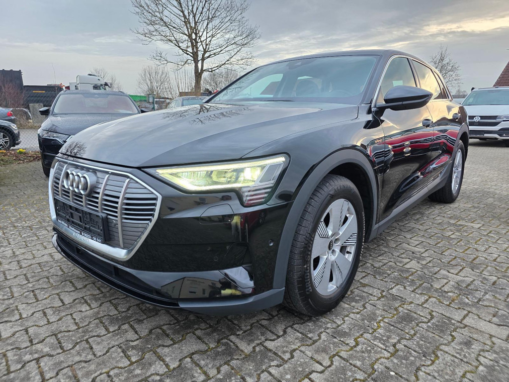 Audi e-tron Quattro 50