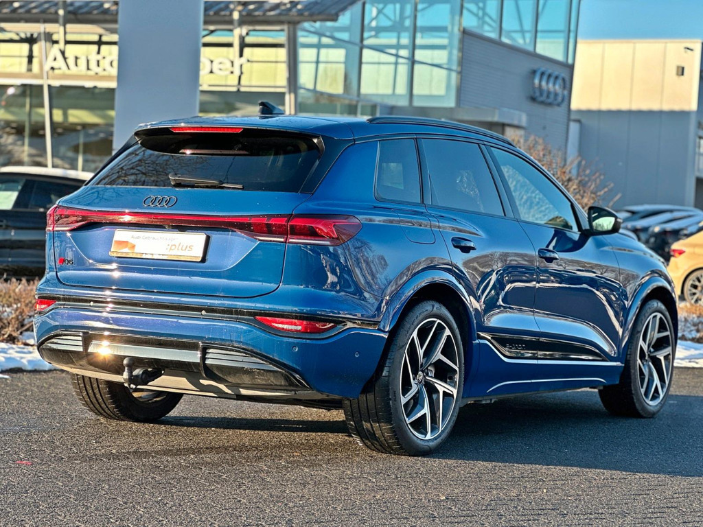 Audi Q6 e-tron