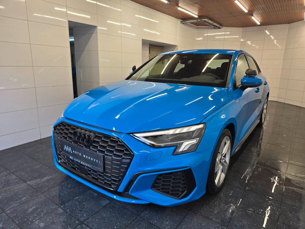 Audi A3 Sportback Sedan S-Line 30 TDI