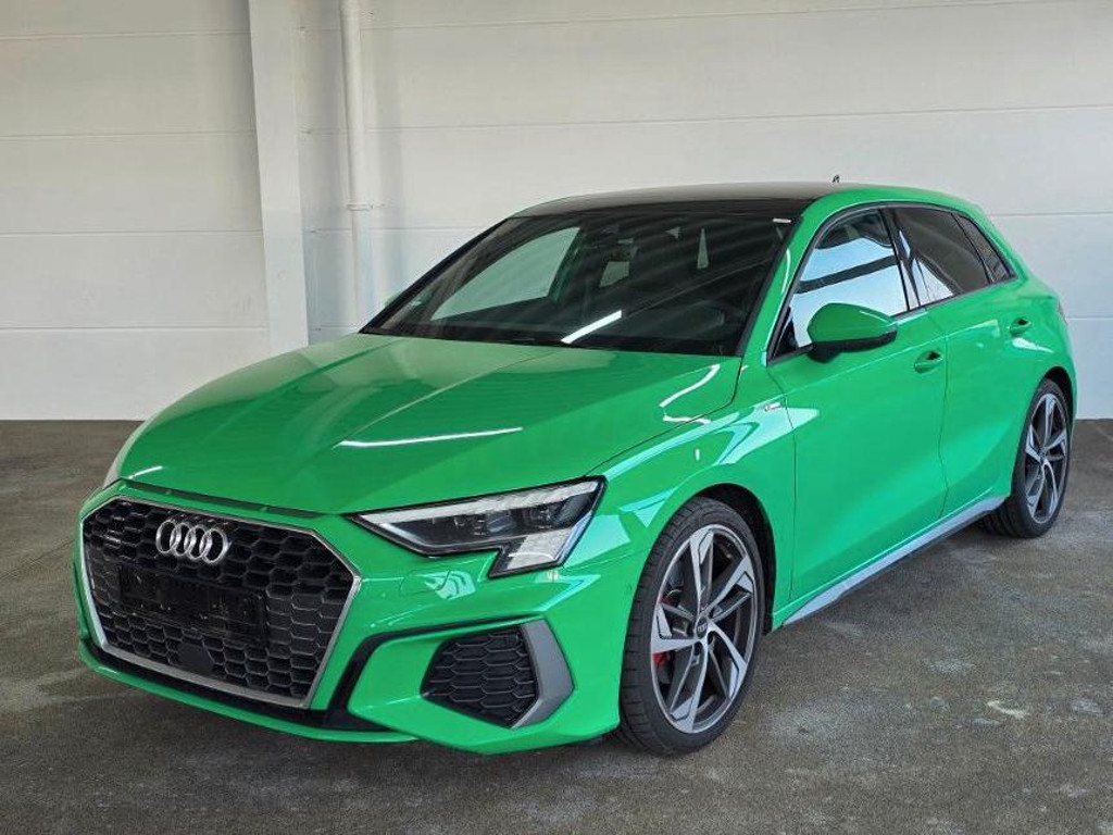 Audi A3 Sportback Sedan Quattro S-Line 40 TDI