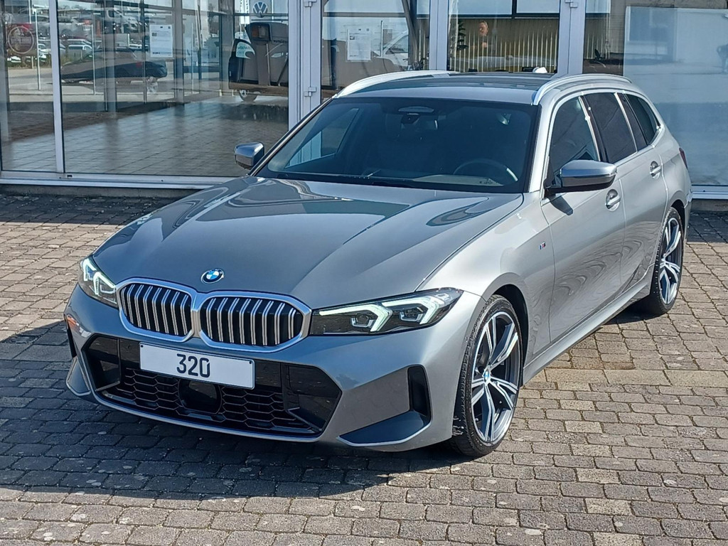BMW 3 Serie 320 M-Sport xDrive Touring 320d