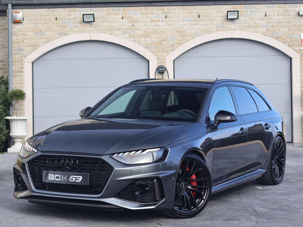 Audi RS4 CERAMIC *B O *PANO *DRC *MATRIX *360 *RS DES