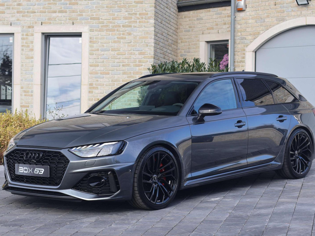 Audi RS4