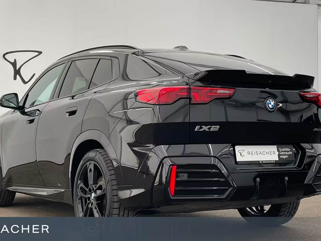BMW iX2