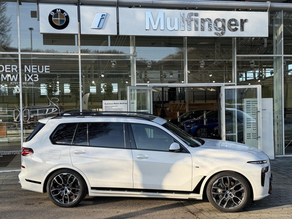 BMW X7
