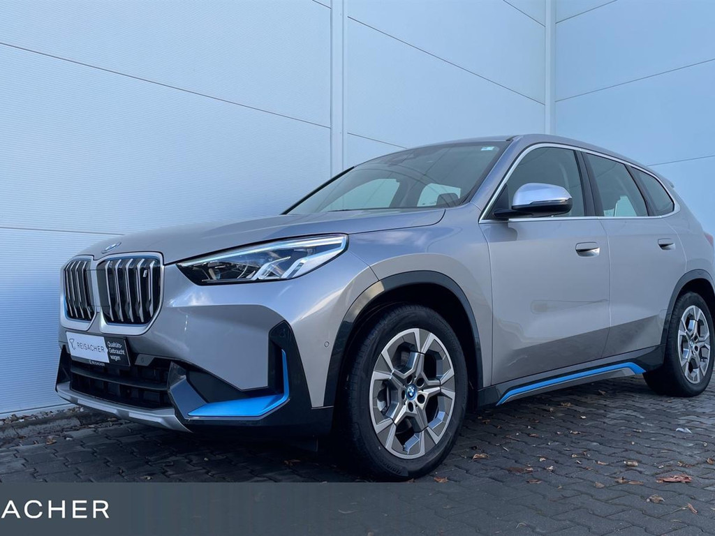 BMW iX1 xDrive30