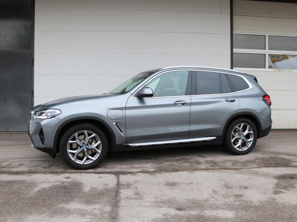 BMW X3 xDrive30e