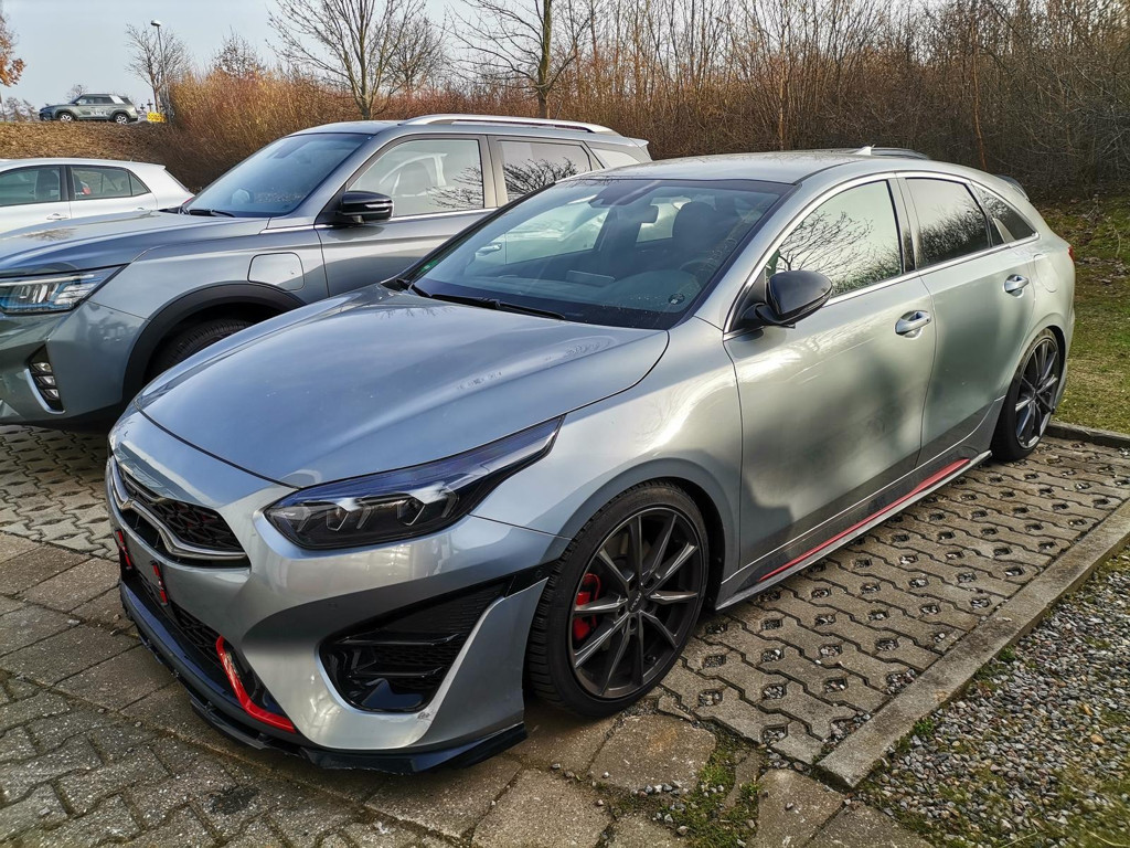 Kia ProCeed