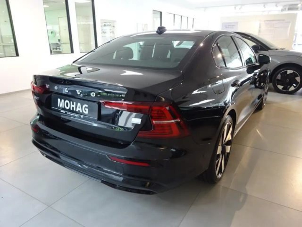 Volvo S60 AWD Recharge Ultimate Dark