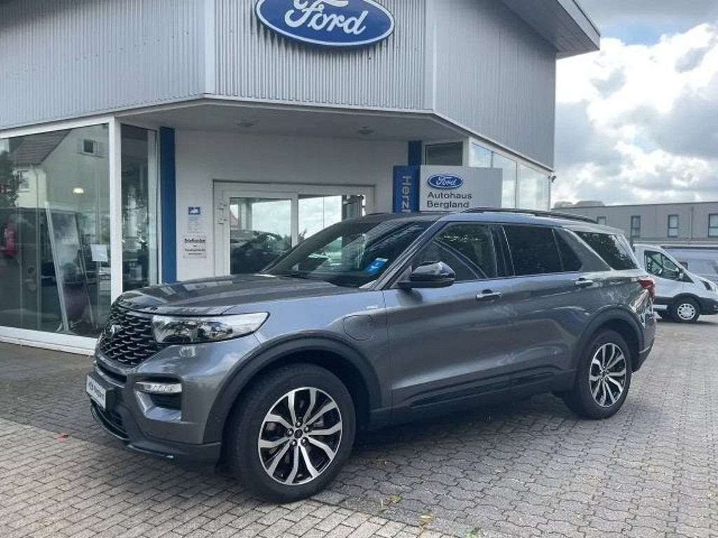 Ford Explorer ST Line Plug in Hybrid