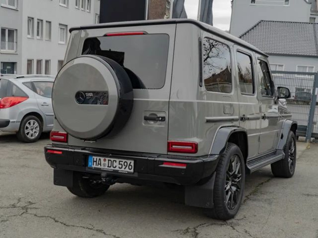 Mercedes-Benz G-Klasse
