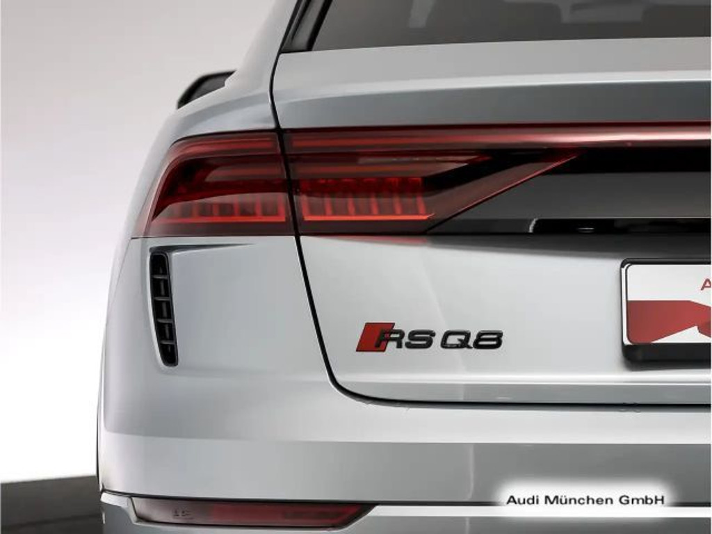 Audi RS Q8