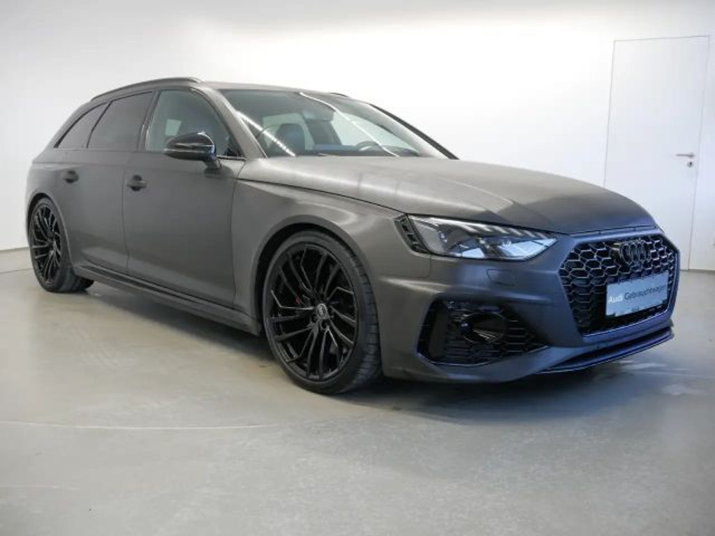Audi RS4