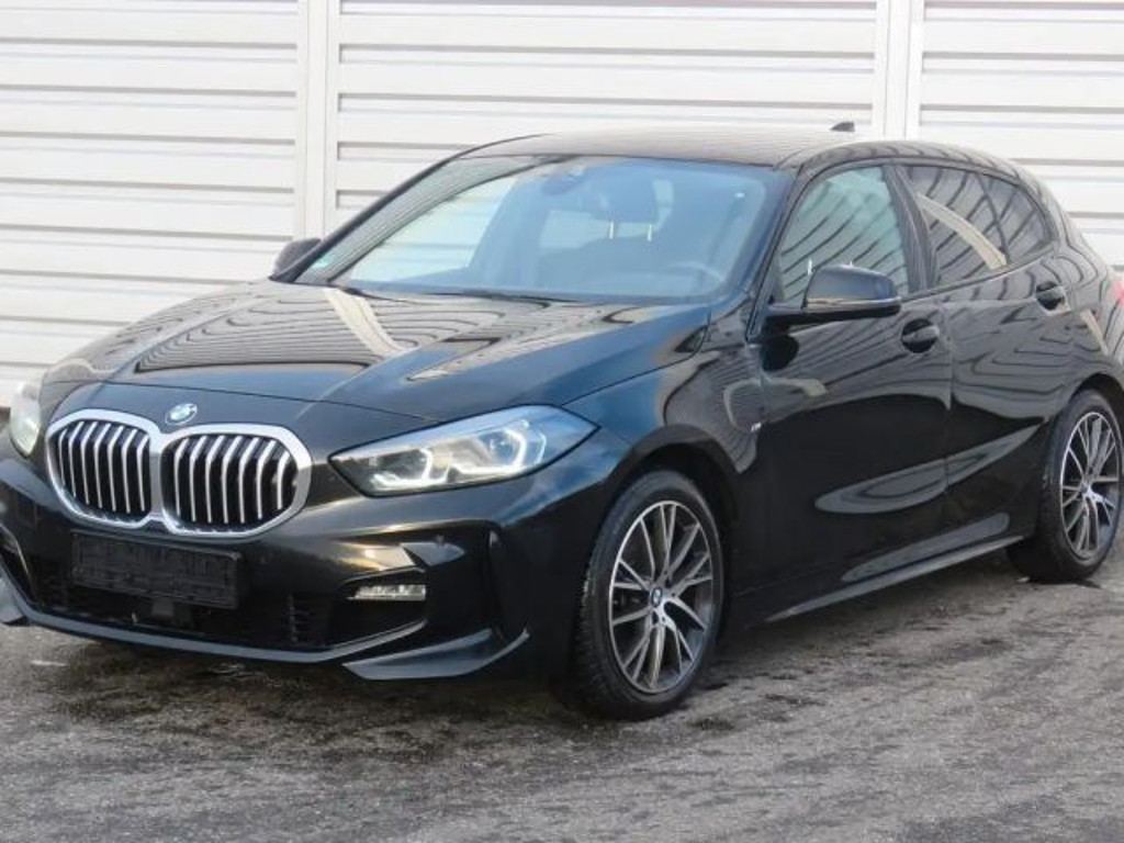 BMW 1 Serie 118 M-Sport Sedan 118i