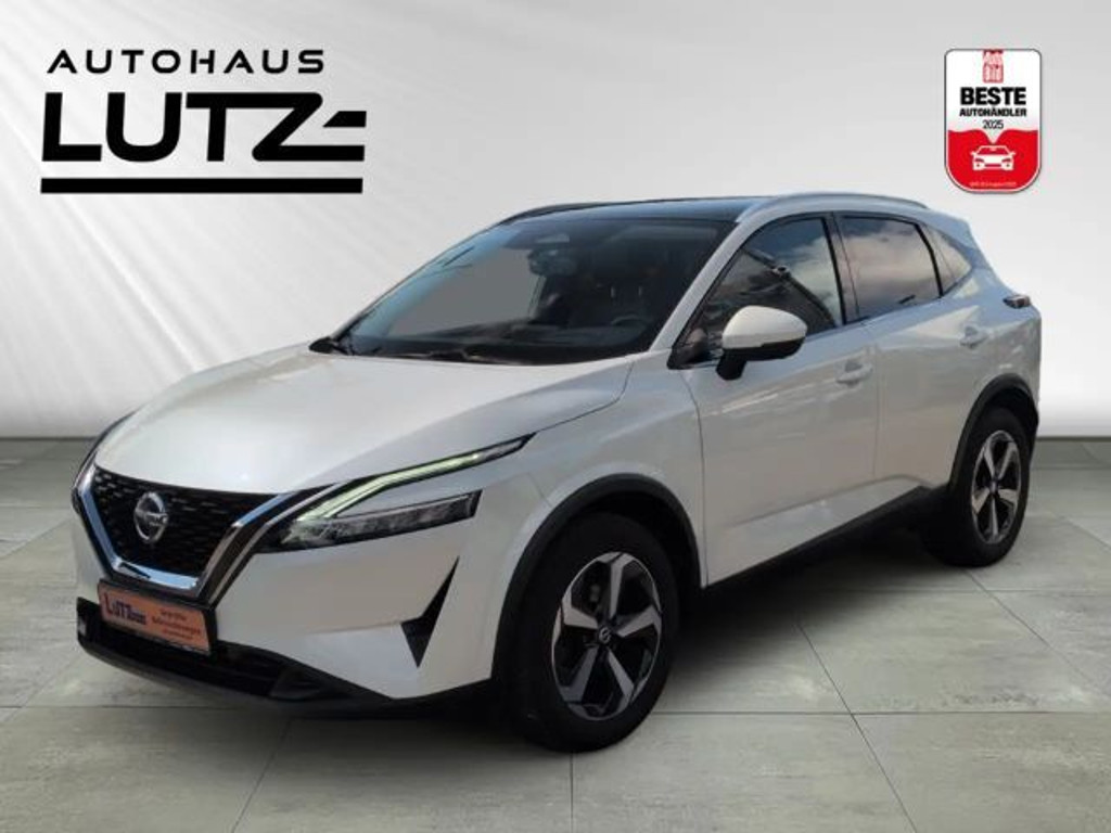 Nissan Qashqai Premiere Edition Panorama Klima ACC Navi Kamera LE