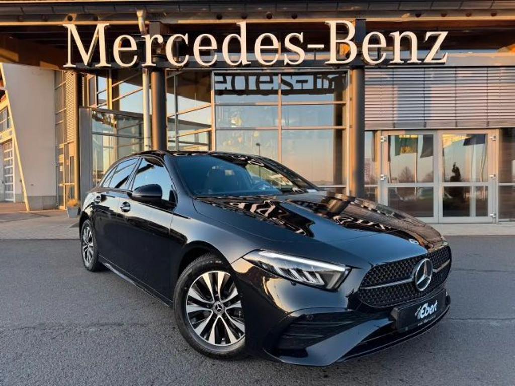 Mercedes-Benz A-Klasse A 200 AMG Line