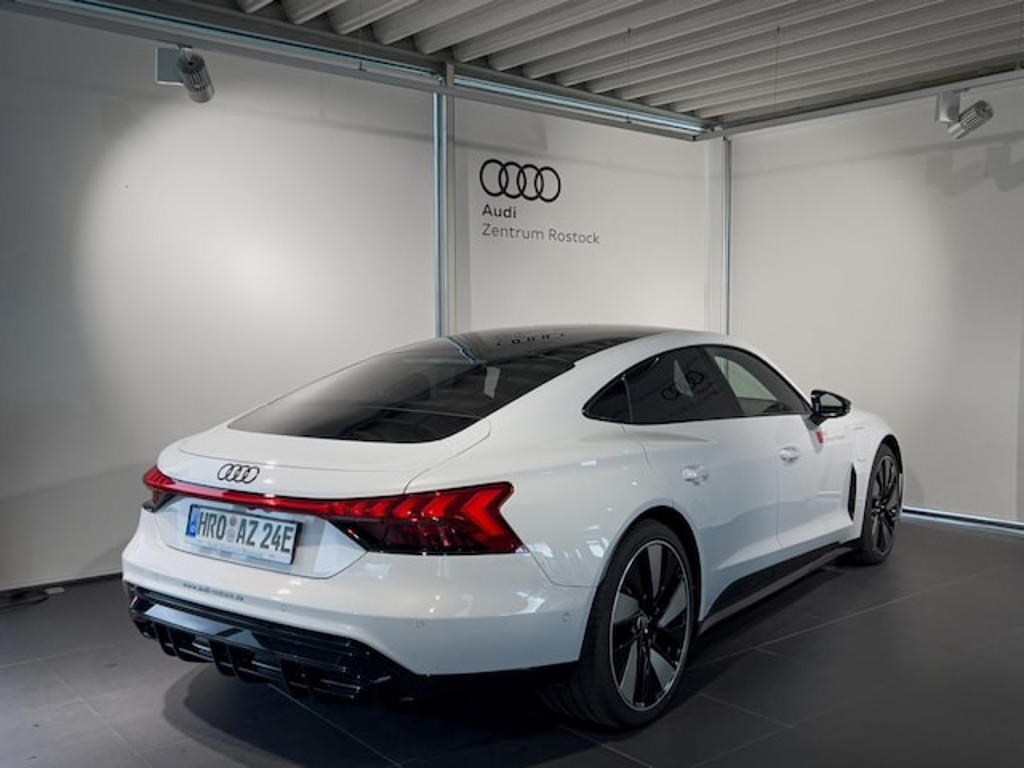 Audi e-tron GT