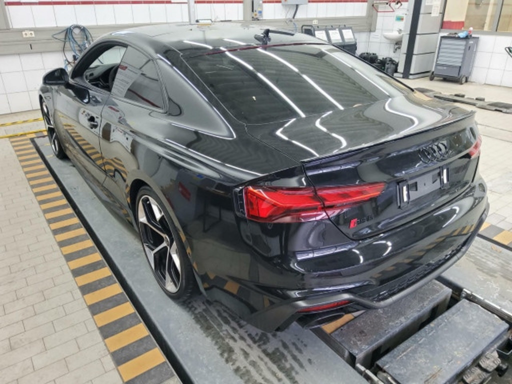Audi RS5