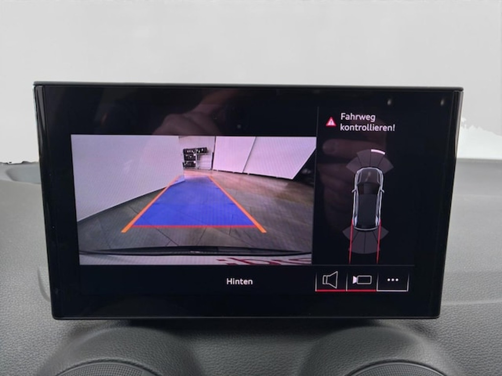 Audi SQ2