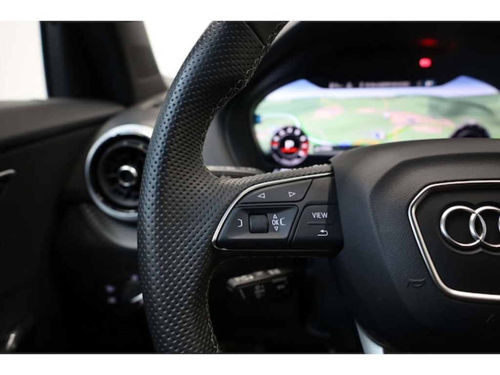 Audi SQ2