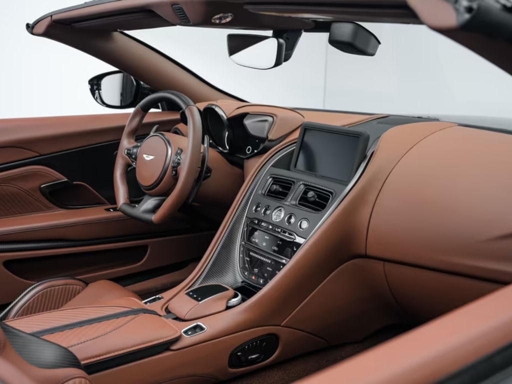 Aston Martin DBS