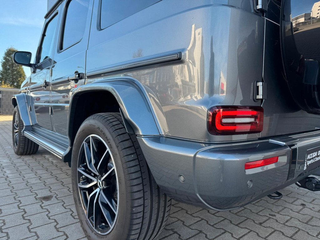 Mercedes-Benz G-Klasse