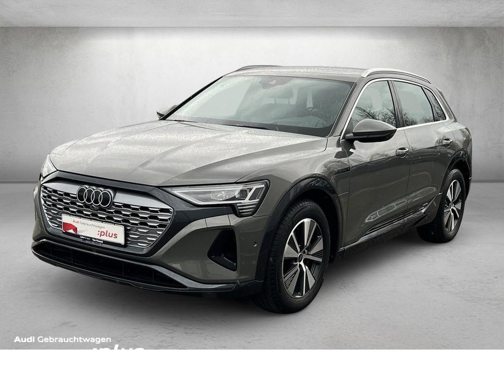 Audi Q8 e-tron Quattro 50