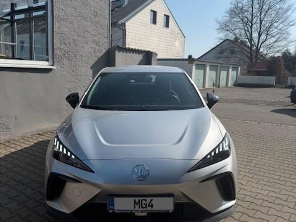 MG MG4