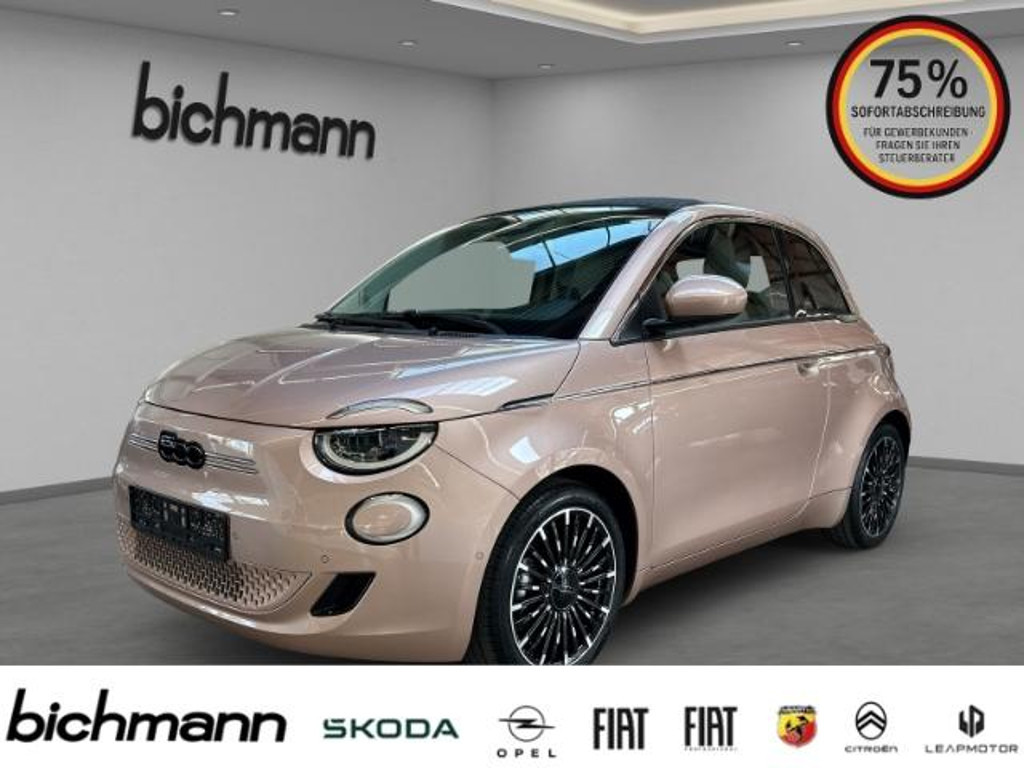 Fiat 500e La Prima