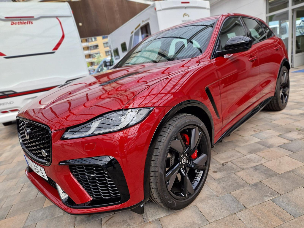 Jaguar F-Pace