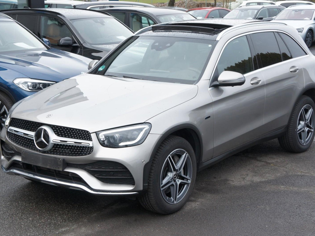 Mercedes-Benz GLC-Klasse GLC 300 AMG Line