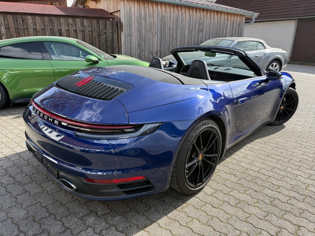 Porsche 992