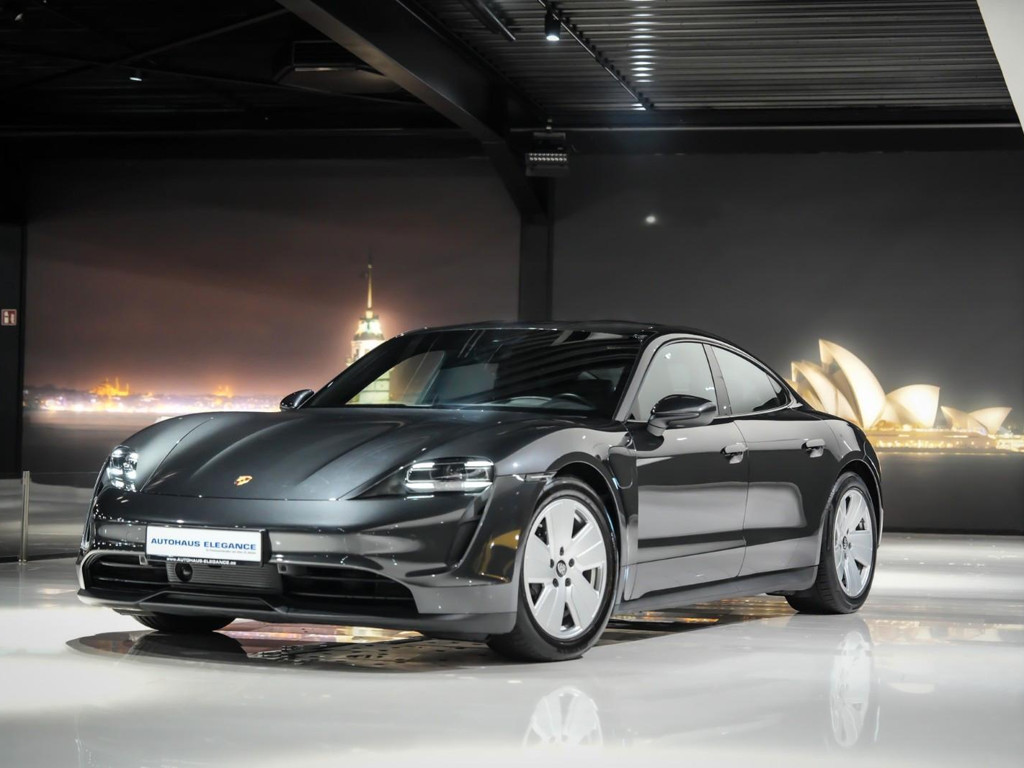 Porsche Taycan *HEAD-UP*SOUND-PACK.*LED*PASM*NAVI*DAB+*