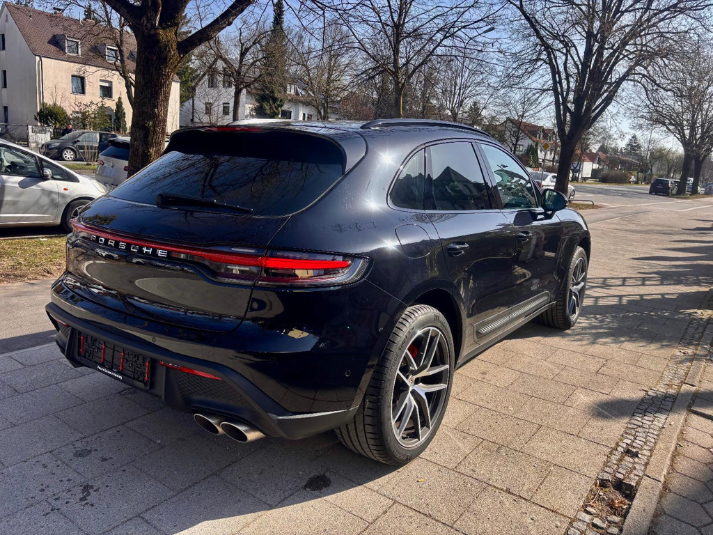 Porsche Macan S