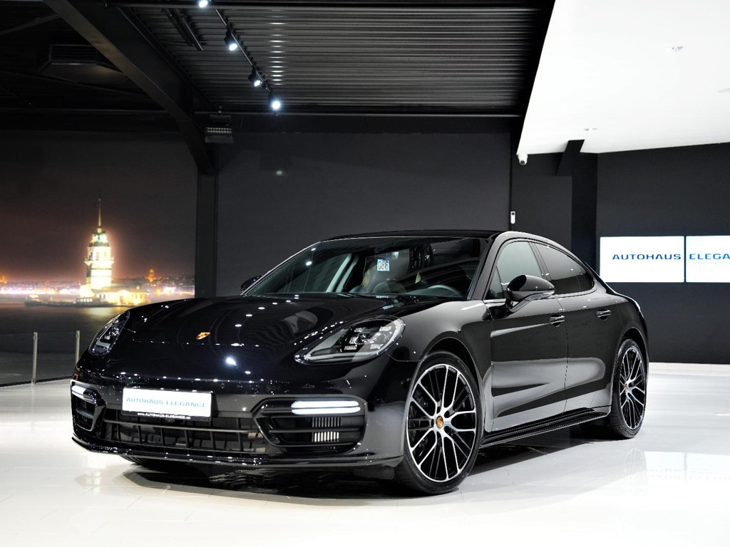 Porsche Panamera Platinum Edition 4